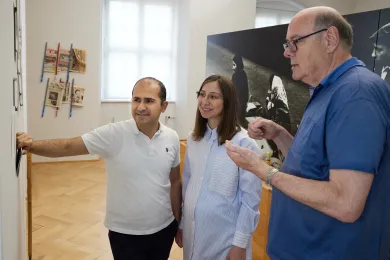 Freiwilliger eins zu eins im Musem